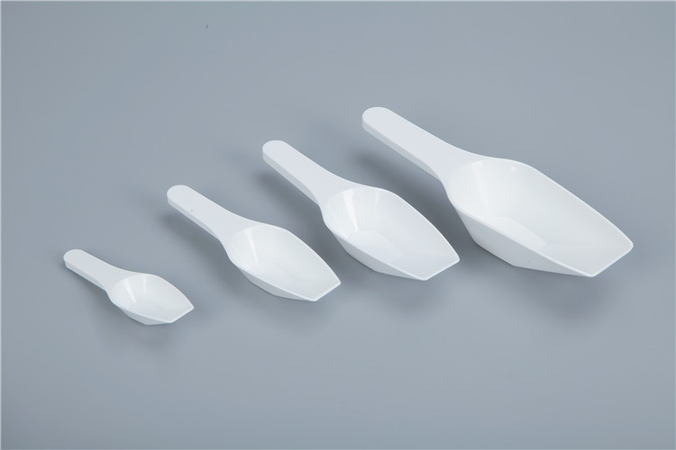 PP Plastic Long Handled Scoop