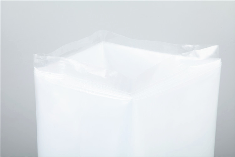 Sterile bag for microbiology blender