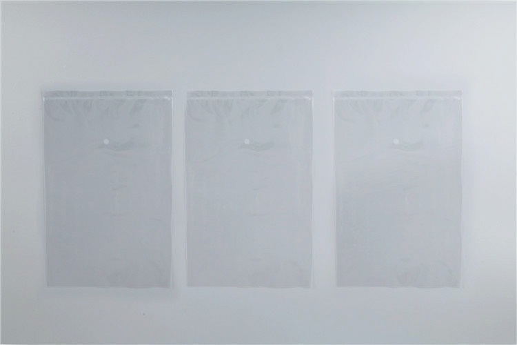 Perforated flat pocket