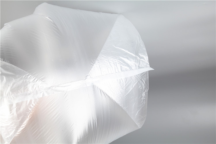 Films and bags for the pharmaceutical industry