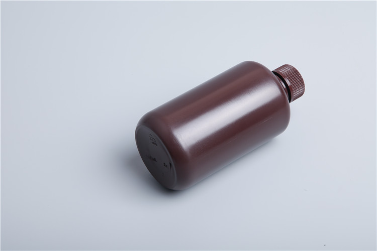 Reagent Bottle with cap