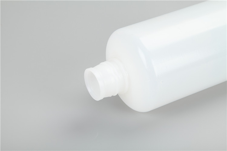  ROUND HDPE BOTTLES